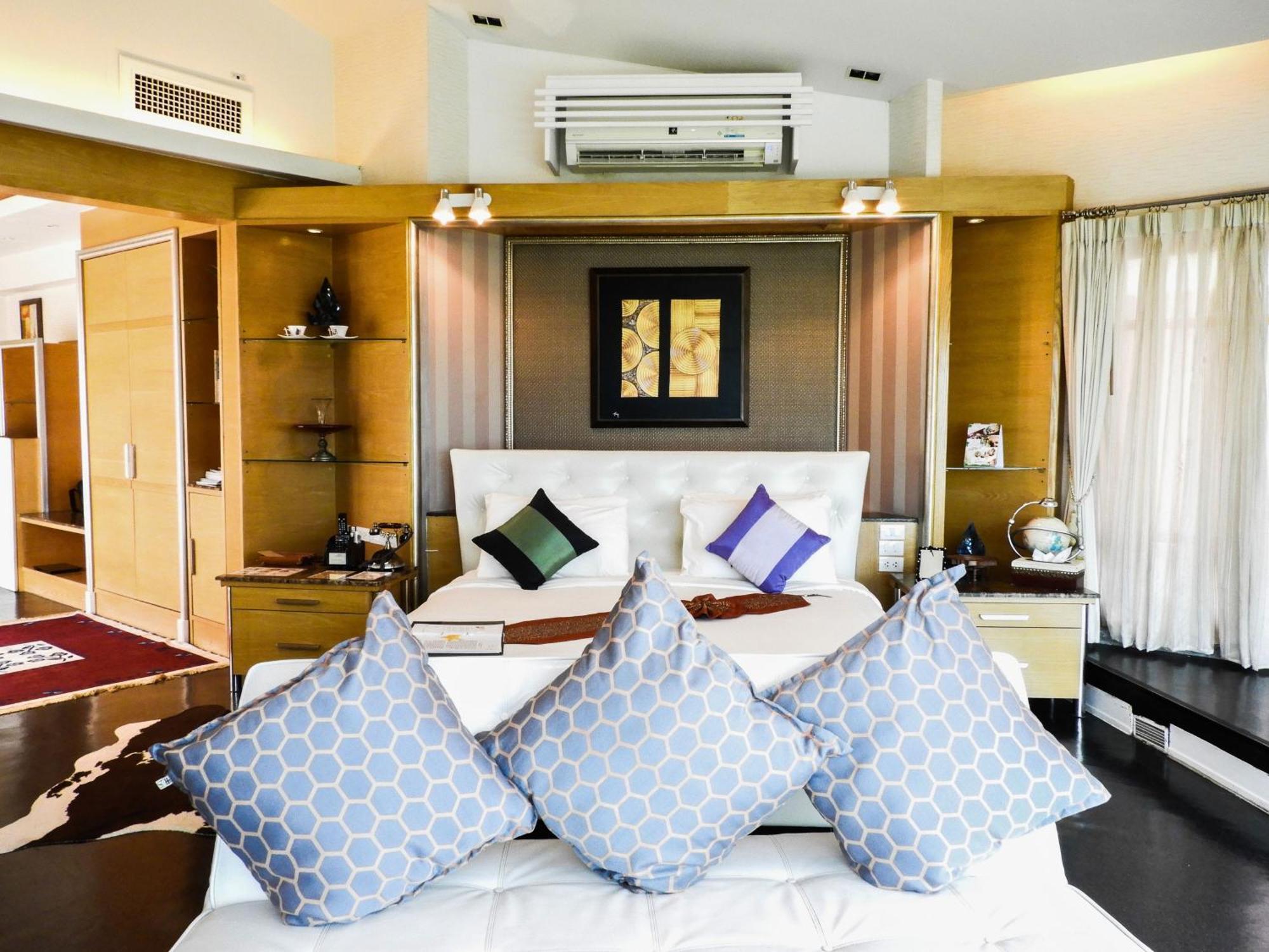 Vartika Resovilla Kuiburi Beach Resort And Villas Kui Buri Extérieur photo