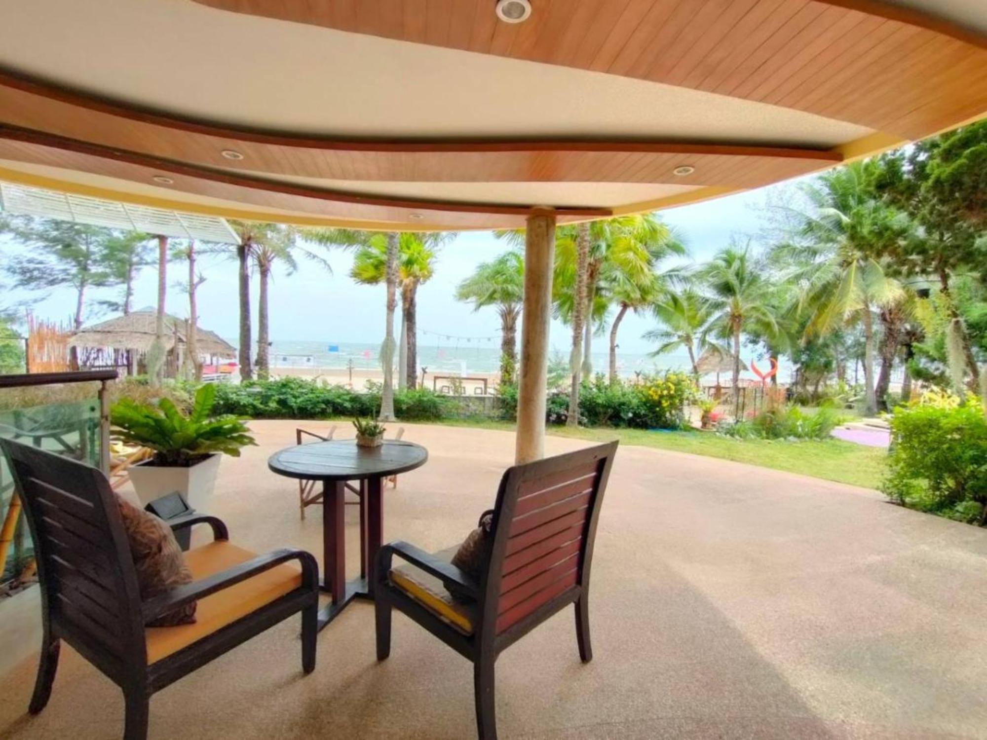 Vartika Resovilla Kuiburi Beach Resort And Villas Kui Buri Extérieur photo